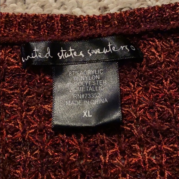 Red sweater - Picture 2 of 2